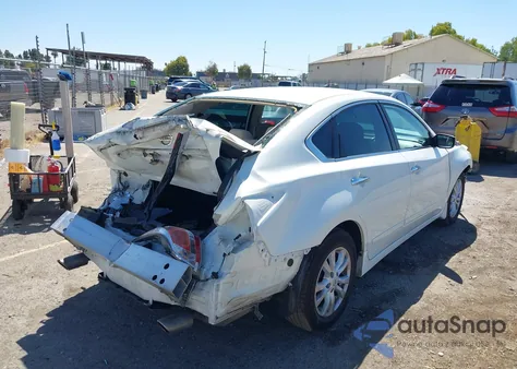 2014 Nissan Altima 2.5 S z USA, uszkodzony, nr VIN 1N4AL3AP5EN238791